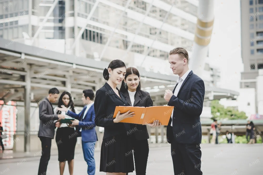 Khi mở rộng hoặc M&A, doanh nghiệp thường cần hợp nhất, chia tách, hoặc tái đăng ký pháp nhân
