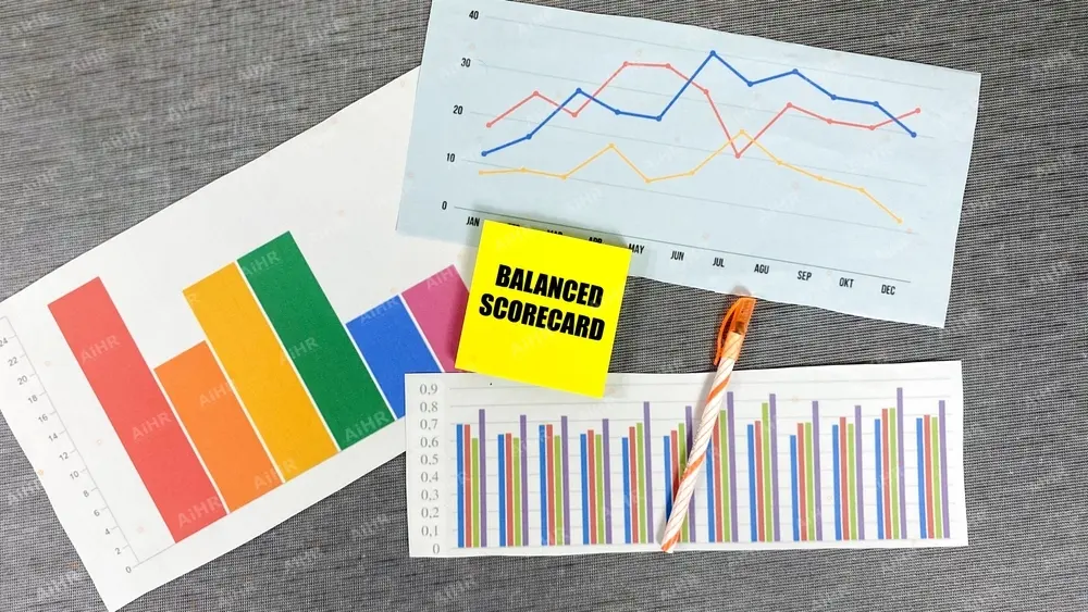 Balanced Scorecard (BSC), hay còn được dịch là "thẻ điểm cân bằng"