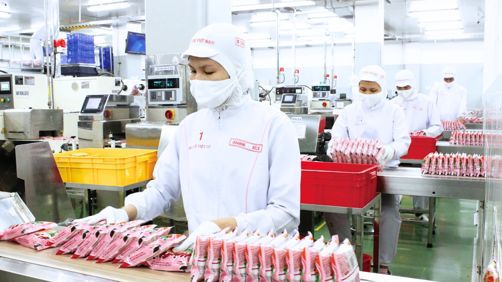 dây chuyền sản xuất Acecook Việt Nam