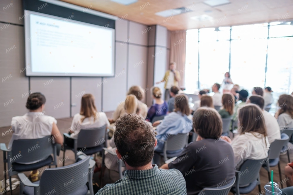 Tư duy “learning culture” và năng lực học tập nhanh là lợi thế khó sao chép. Ở Việt Nam, nhu cầu upskill số và chuyển đổi vai trò đang tăng.