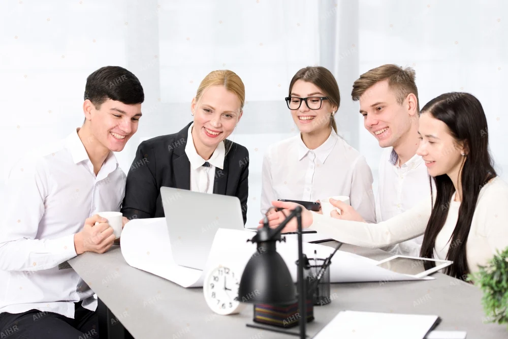 Khi nào doanh nghiệp nên áp dụng Centralized HR?
